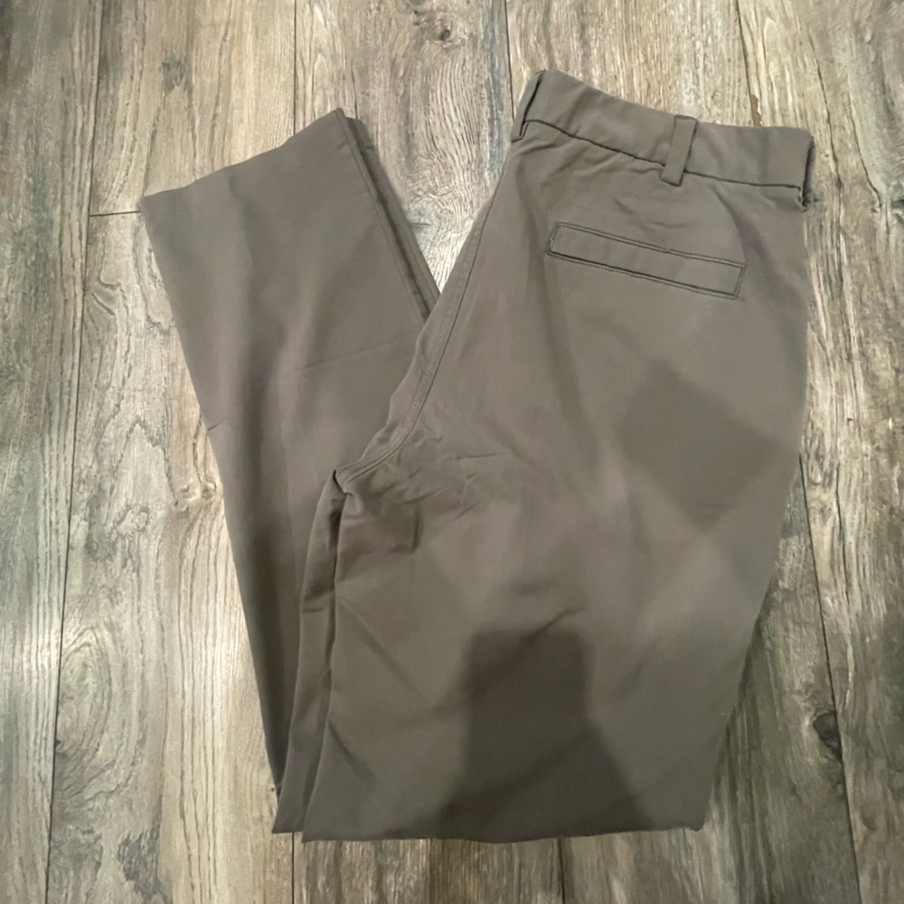 Van Heusen Men's Khaki Chinos